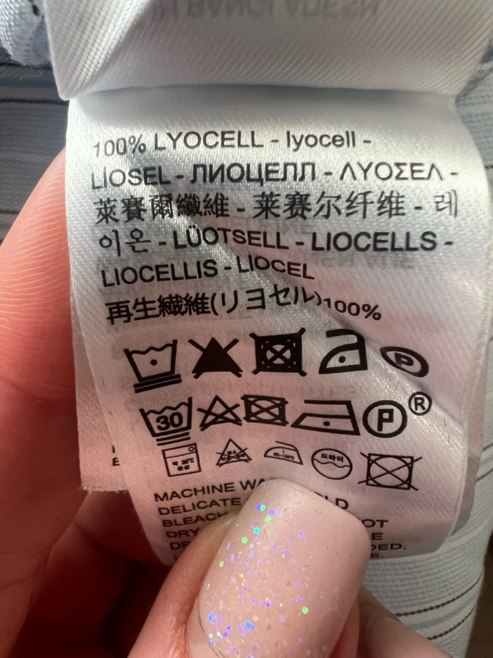 Levi's Light Blue & White Striped Button-Down Shirt - Picture 5 of 9